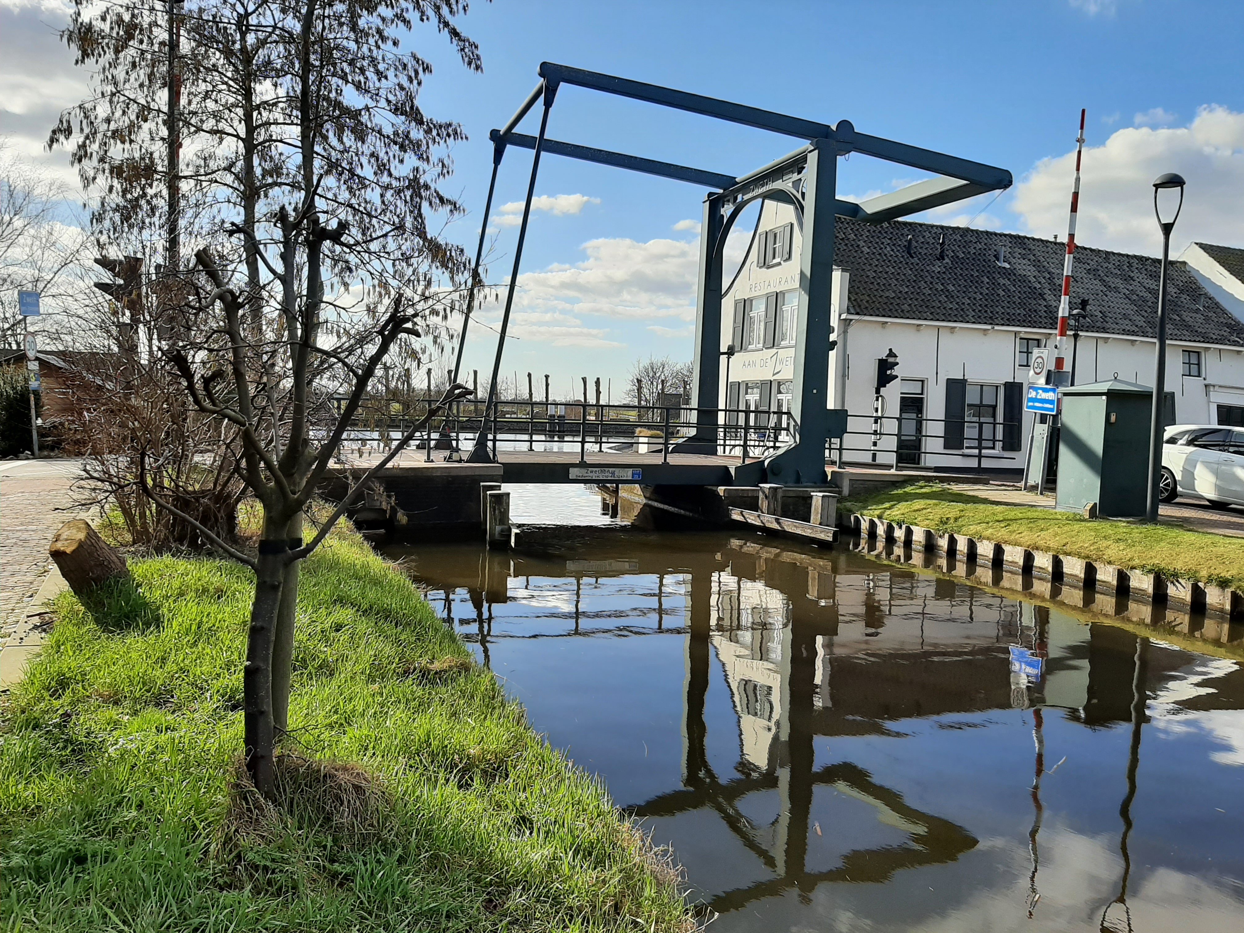 De brug tussen Zweth en De Zweth Elly Janmaat 20210305